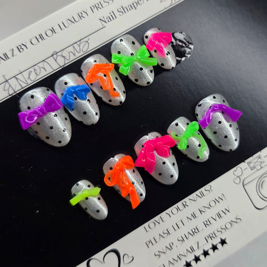 Short Round Press On Nails – Shimmer Pearl Polka Dot & 3D Neon Bows | Aprés Gel Nail Set